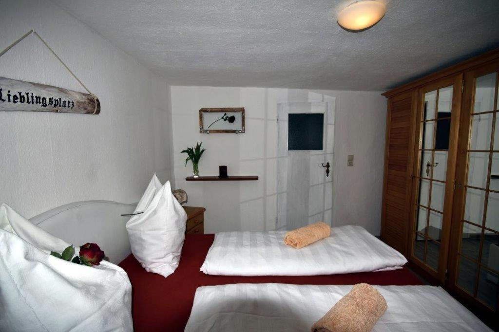Ferienwohnung Sonnenaufgang 페니그 외부 사진